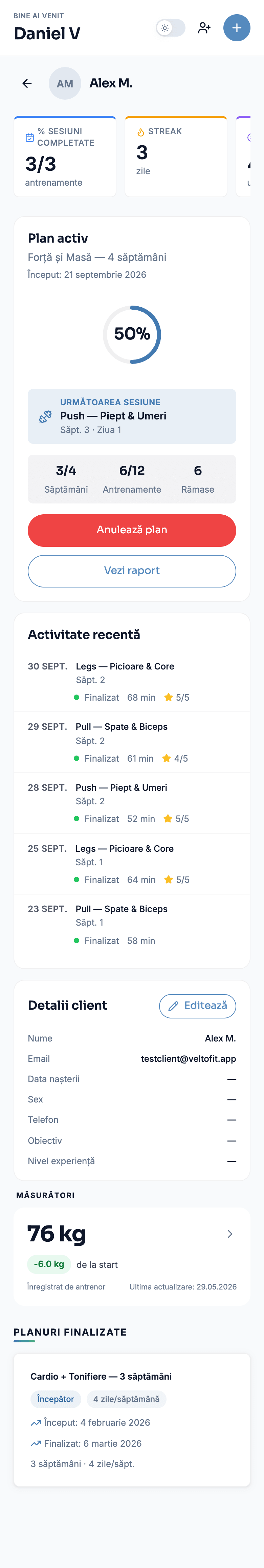 Pagina unui client în aplicația antrenorului: planul activ «Forță și Masă — 4 săptămâni», 50% făcut, următoarea sesiune Push — Piept & Umeri, 6 din 12 antrenamente.